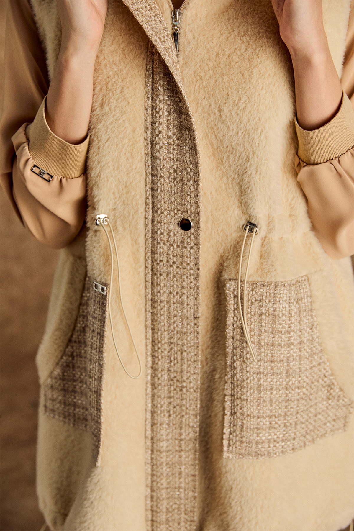 Tüvit Kombinli Suni Kürk Yelek, Tesettür Giyim