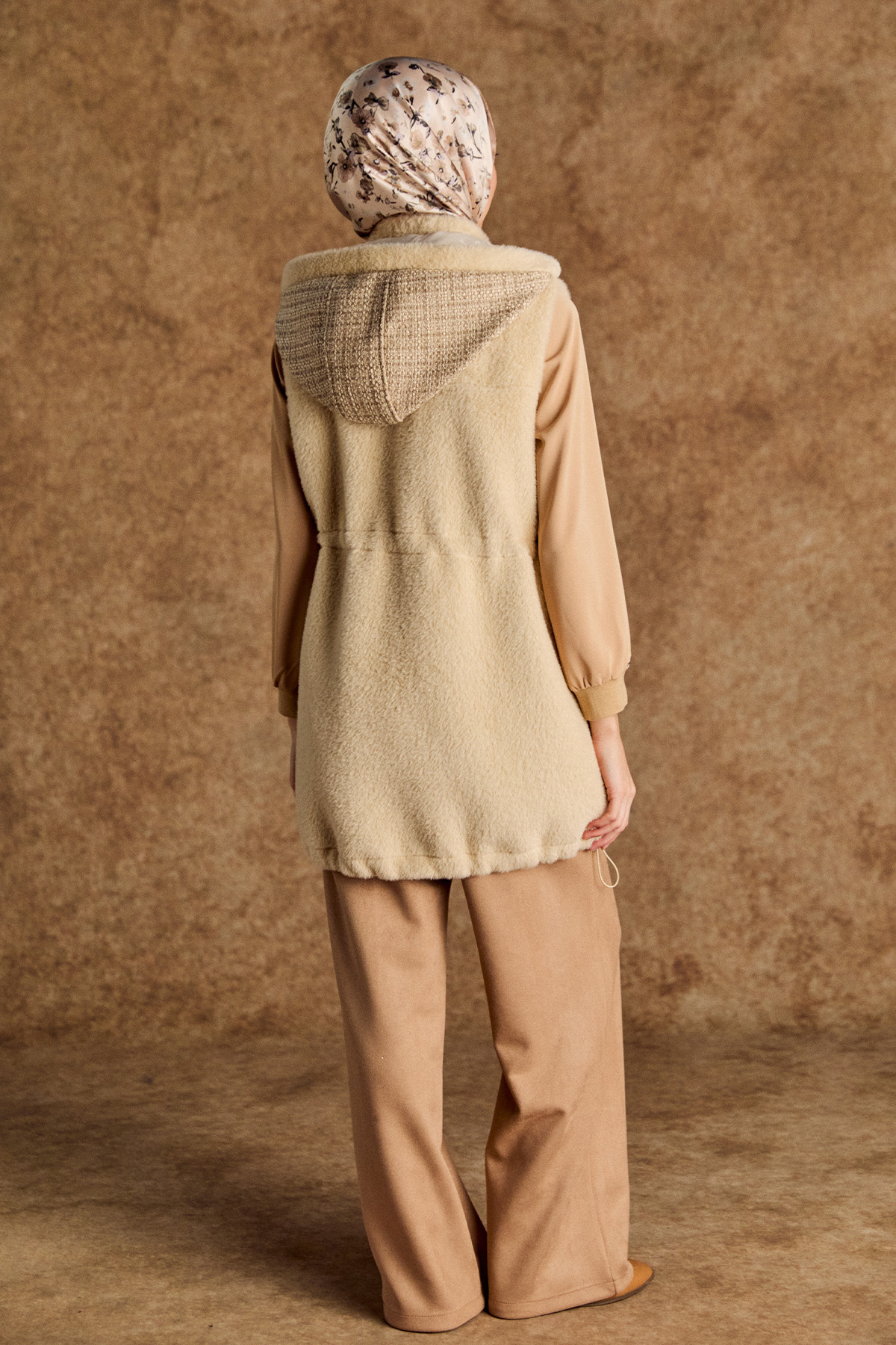 Tüvit Kombinli Suni Kürk Yelek, Tesettür Giyim