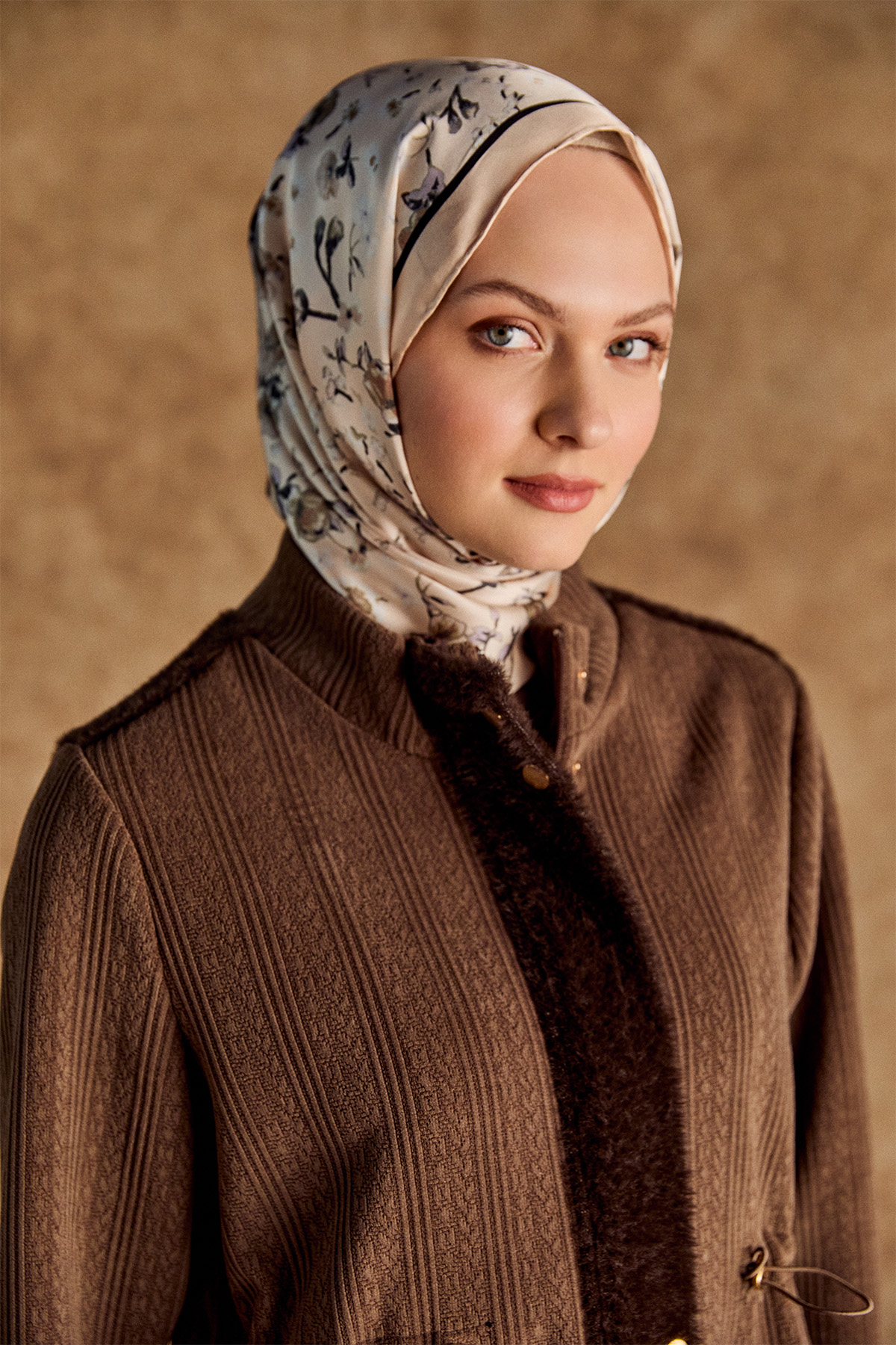 Suni Kürklü Stoperli Kap, Tesettür Giyim